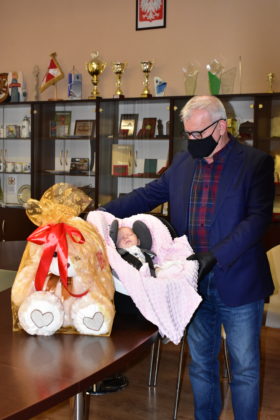 Pierwsze dziecko urodzone w 2021 roku w Żaganiu r