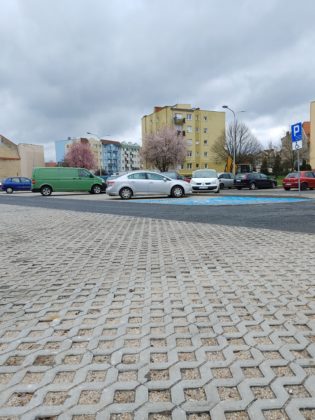 Plac przy ulicy Sobieskiego