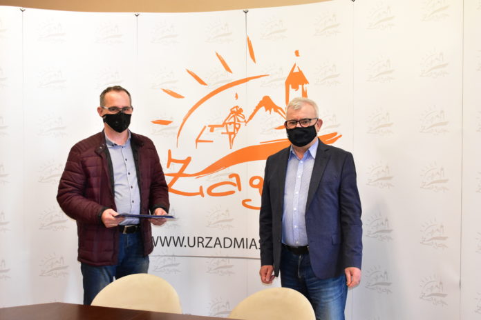 Jacek Patka i burmistrz Andrzej Katarzyniec