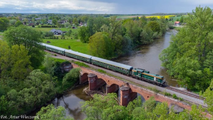 Pociąg retro w Żaganiu
