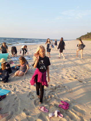 Czarne kruki na obozie harcerskim