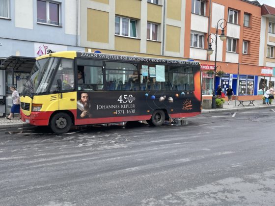 kosmiczny autobus