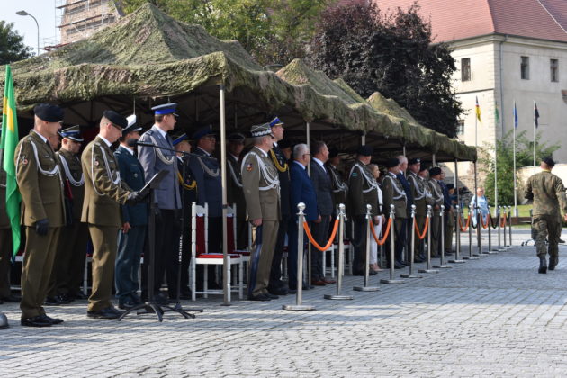 Uroczysty apel z okazji Święta Czarnej Dywizji