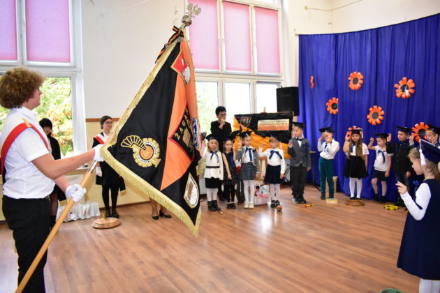 Pasowanie na uczniów w PSP 2