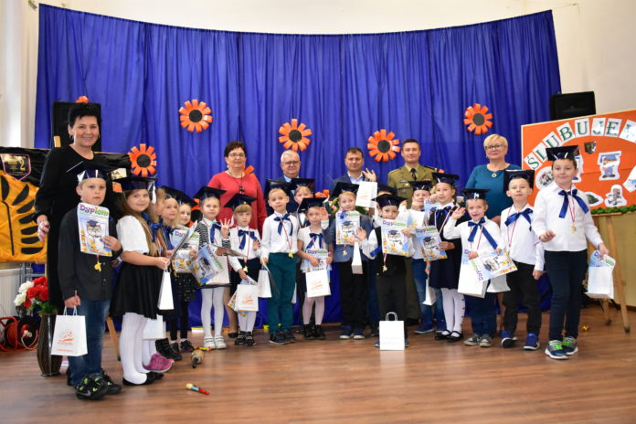 Pasowanie na uczniów w PSP 2