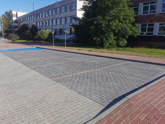 Wyremonotowana ulica Nocznickiego