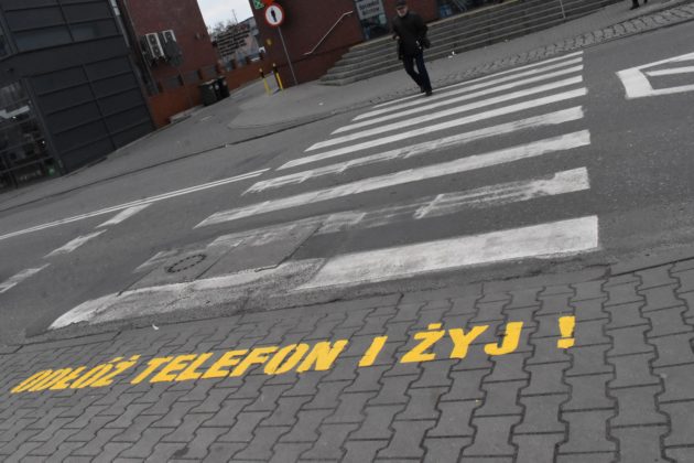 Odłóż telefon i żyj