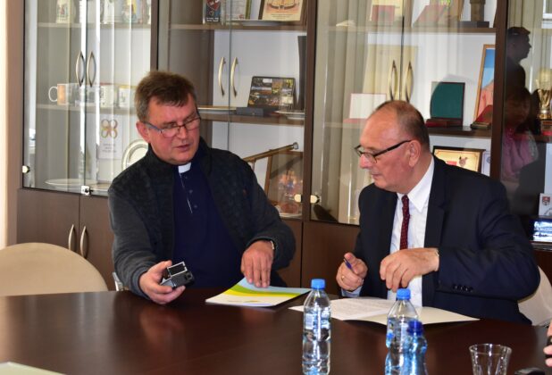 Podpisanie umów z UMWL