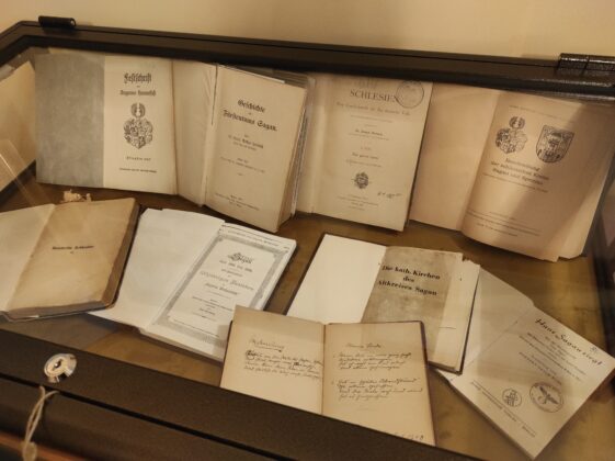 Nocne zwiedzanie pałacu