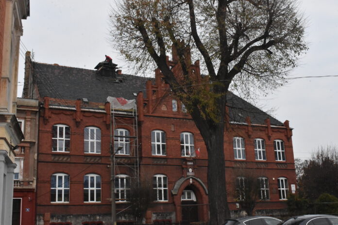 Naprawa dachu w PSP 1