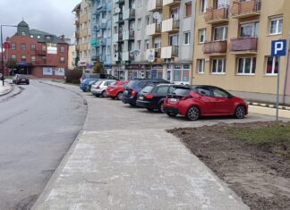 Wyremontowaliśmy chodnik i miejsca parkingowe przy ulicy Długiej
