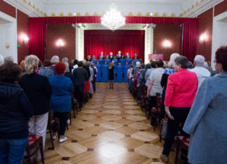 Zajęcia na Uniwersytecie Trzeciego Wieku ruszają pełną parą