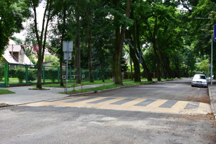 Bezpieczne przejście dla pieszych na ul. Skarbowej