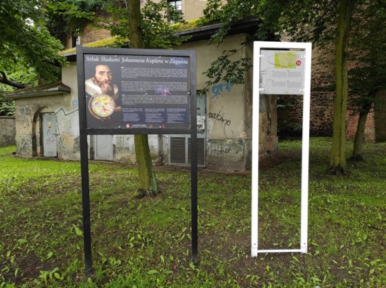 Nowe tablice turystyczne