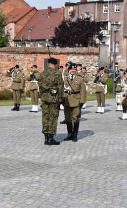 Uroczysty apel z okazji Święta Czarnej Dywizji