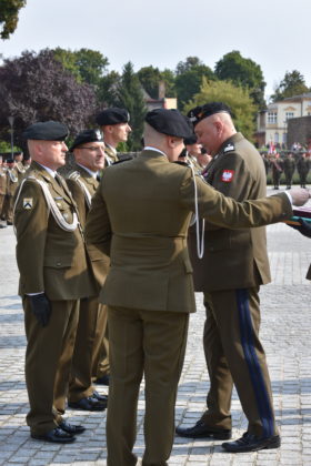 Uroczysty apel z okazji Święta Czarnej Dywizji