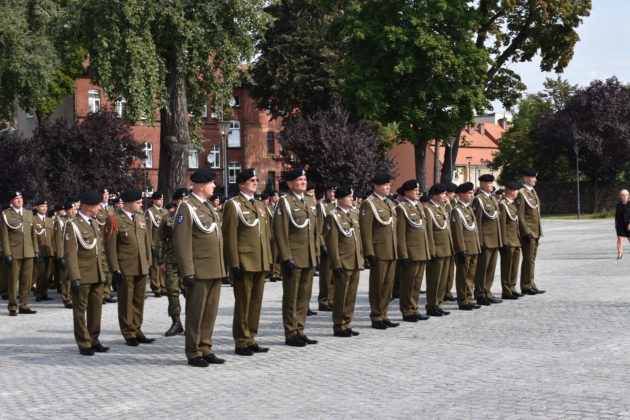 Uroczysty apel z okazji Święta Czarnej Dywizji