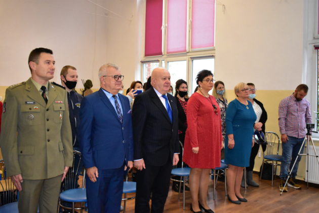 Pasowanie na uczniów w PSP 2