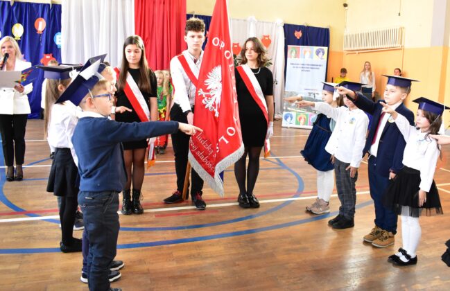 Pasowanie na ucznia w PSP 7